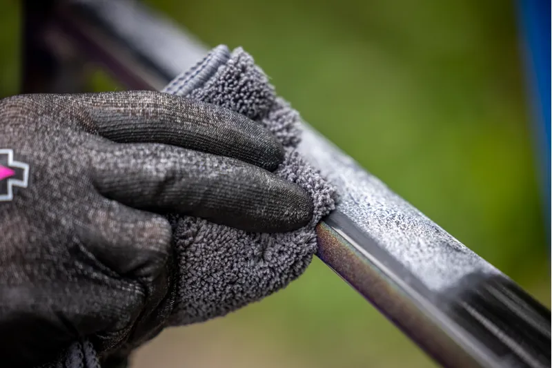 Muc-Off Miracle Shine Polish 500ml-4